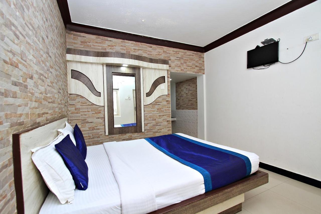 Hotel Pratham International Udagamandalam Exterior foto